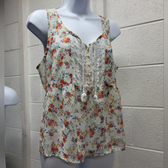 Arizona Jean Co Scoop Neck Babydoll Top Size L Closure Button & TASSLE TIE - Picture 8 of 8